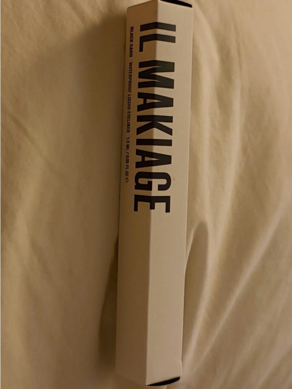 IL MAKIAGE Black Liquid Eyeliner Pen - Slim Felt Tip